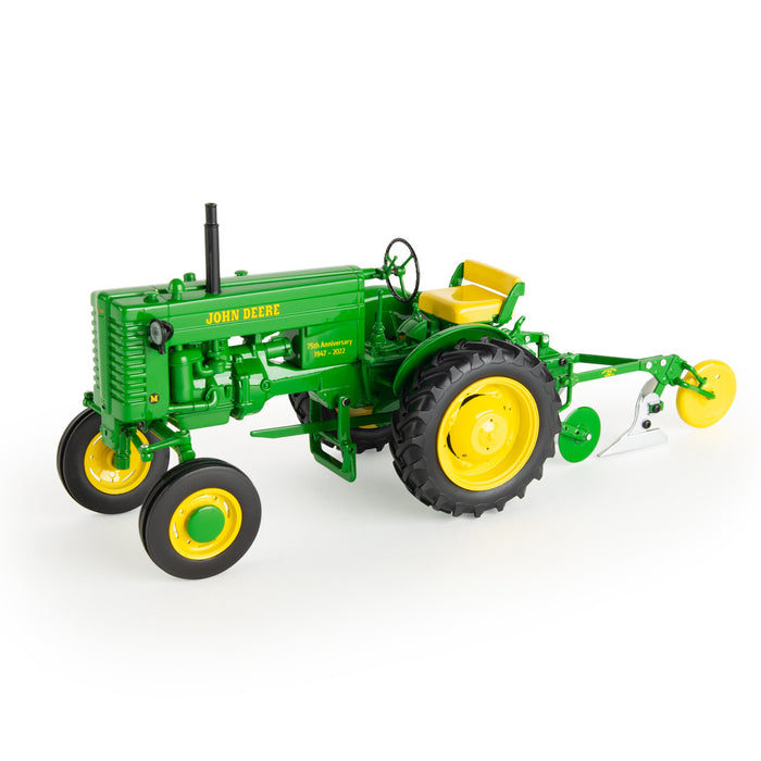 John Deere 1:16 M Tractor with Mounted Plow