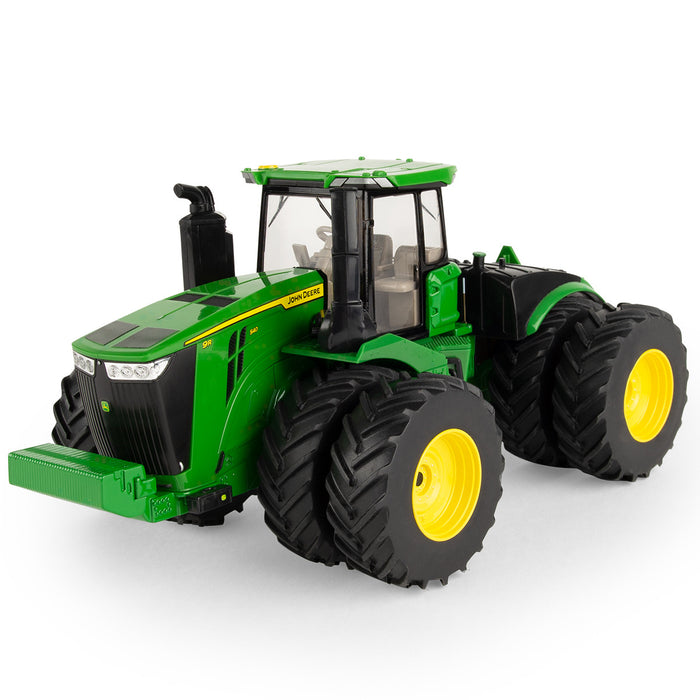 John Deere 1:32 9R 540 Tractor